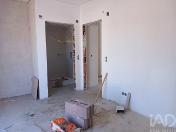Moradia T3 para Venda em Fernao Ferro