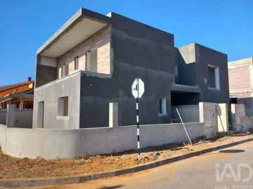 Moradia T3 para Venda em Fernao Ferro