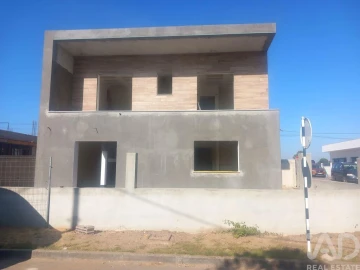 Moradia T3 para Venda em Fernao Ferro