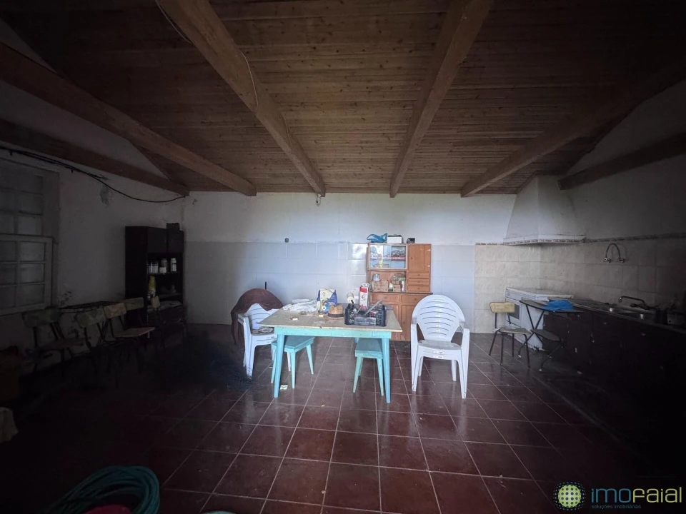 Moradia T2 para Venda em Capelo Foto 17
