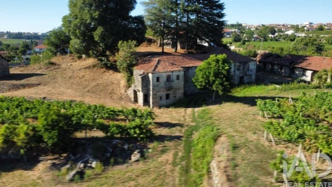 Quinta T2 para Venda em Figueiró (Santiago e Santa Cristina)