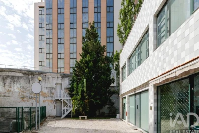 Loja para Arrendamento em Alvalade