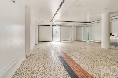 Loja para Arrendamento em Alvalade