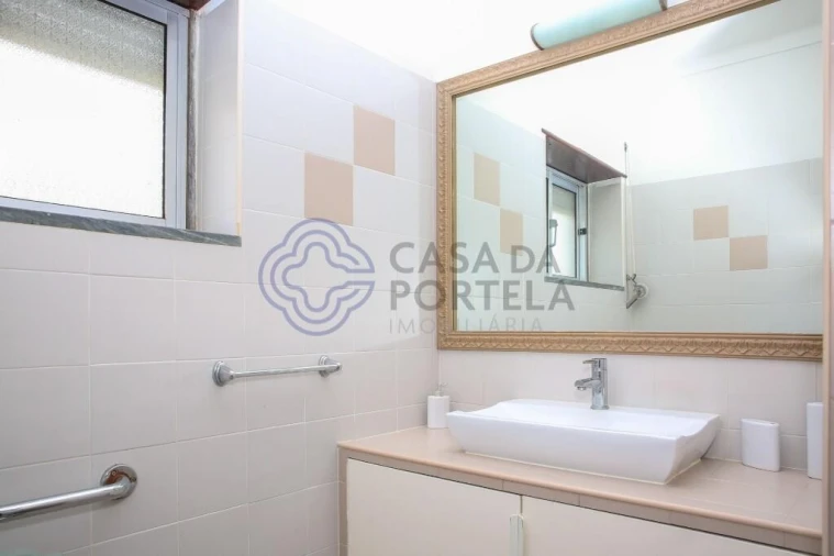 Moradia T3 para Venda em Abrigada e Cabanas de Torres Foto 10