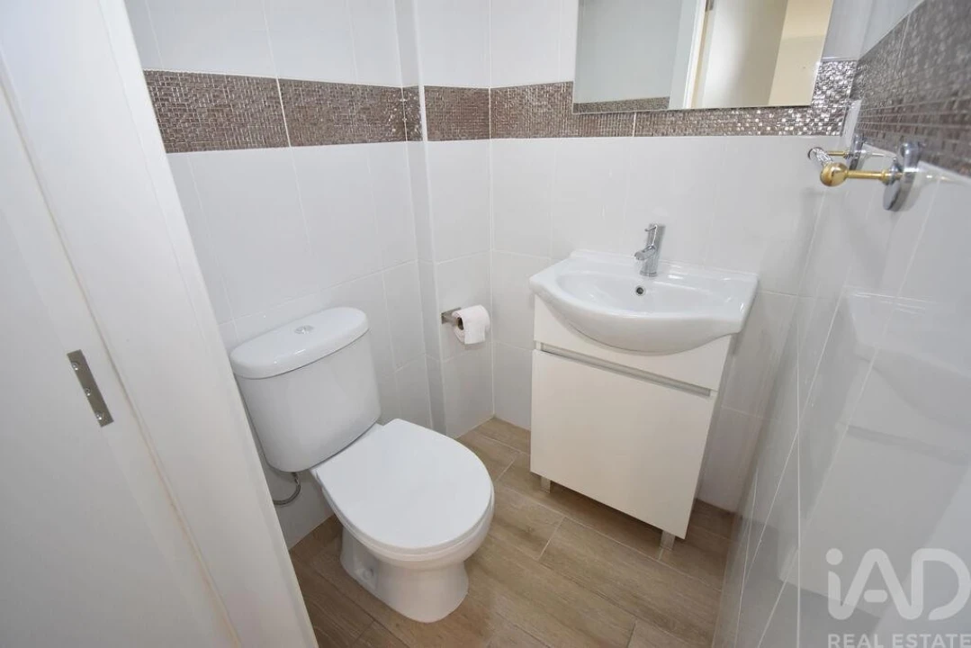 Moradia T2 para Arrendamento em Tavarede Foto 4
