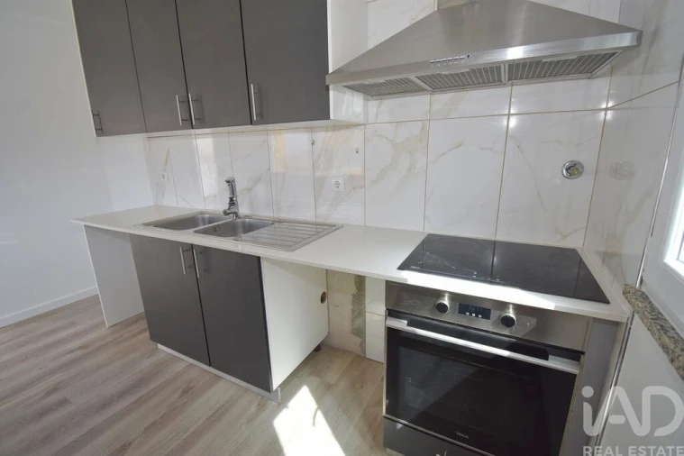 Moradia T2 para Arrendamento em Tavarede Foto 19