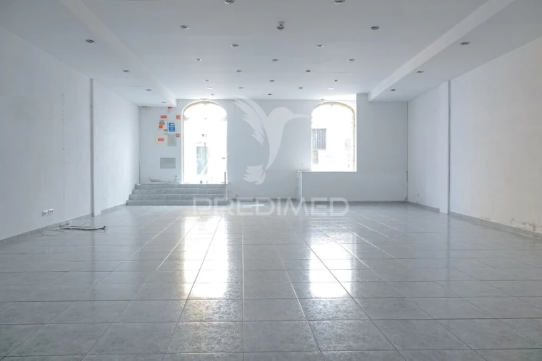 Loja para Arrendamento em Abrantes (São Vicente e São João) e Alferrarede Foto 4