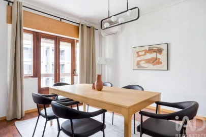 Apartamento T3 para Venda em Avenidas Novas