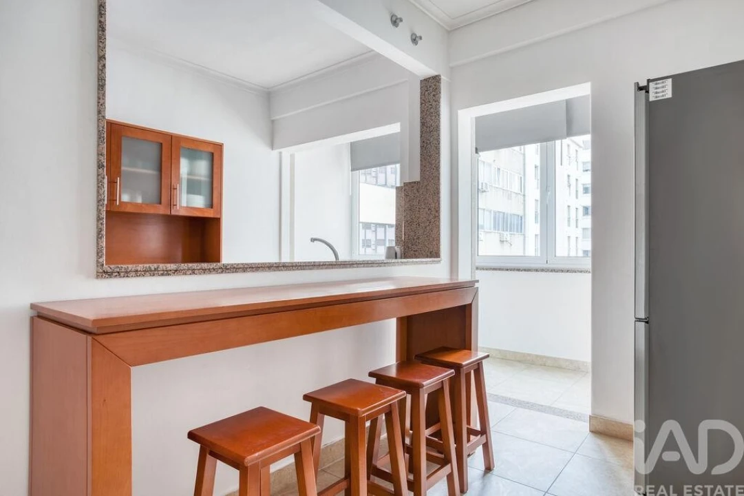 Apartamento T3 para Venda em Avenidas Novas Foto 8