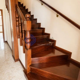 Moradia T4 para Venda em Madalena