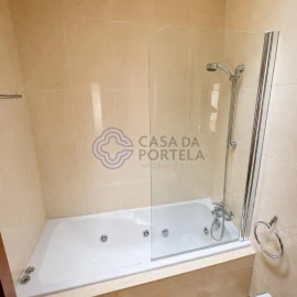 Moradia T4 para Venda em Madalena