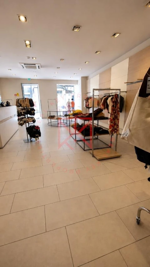 Prédio para Venda em Pena, Quintã e Vila Cova