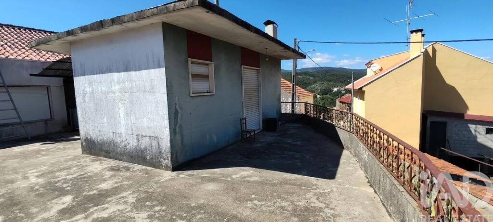 Moradia T3 para Venda em Aguda Foto 39
