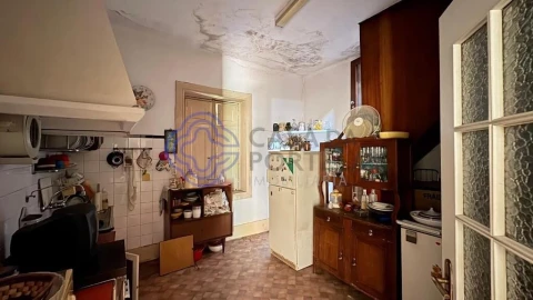 Moradia T2 para Venda em Lordelo do Ouro e Massarelos