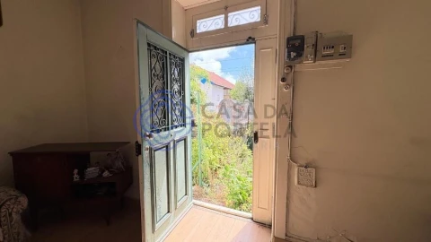 Moradia T2 para Venda em Lordelo do Ouro e Massarelos