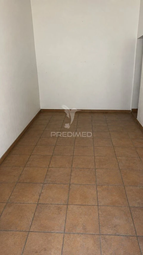 Apartamento T3 para Venda em Borba (São Bartolomeu)