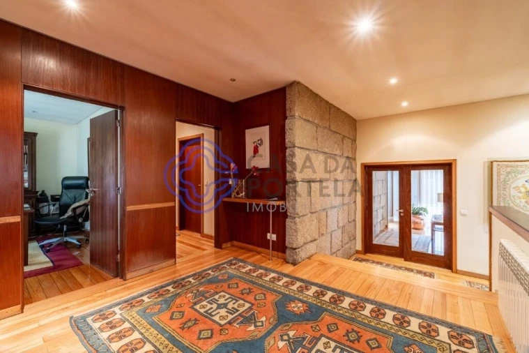 Moradia T5 para Venda em Lagares e Figueira Foto 3