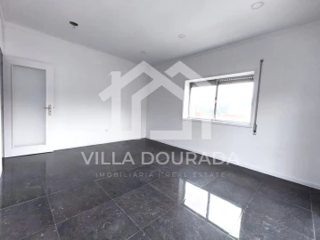 Apartamento T3 para Venda em Fânzeres e São Pedro da Cova