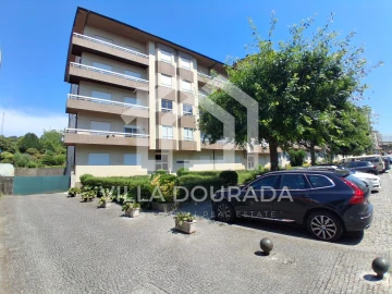 Apartamento T3 para Venda em Fânzeres e São Pedro da Cova