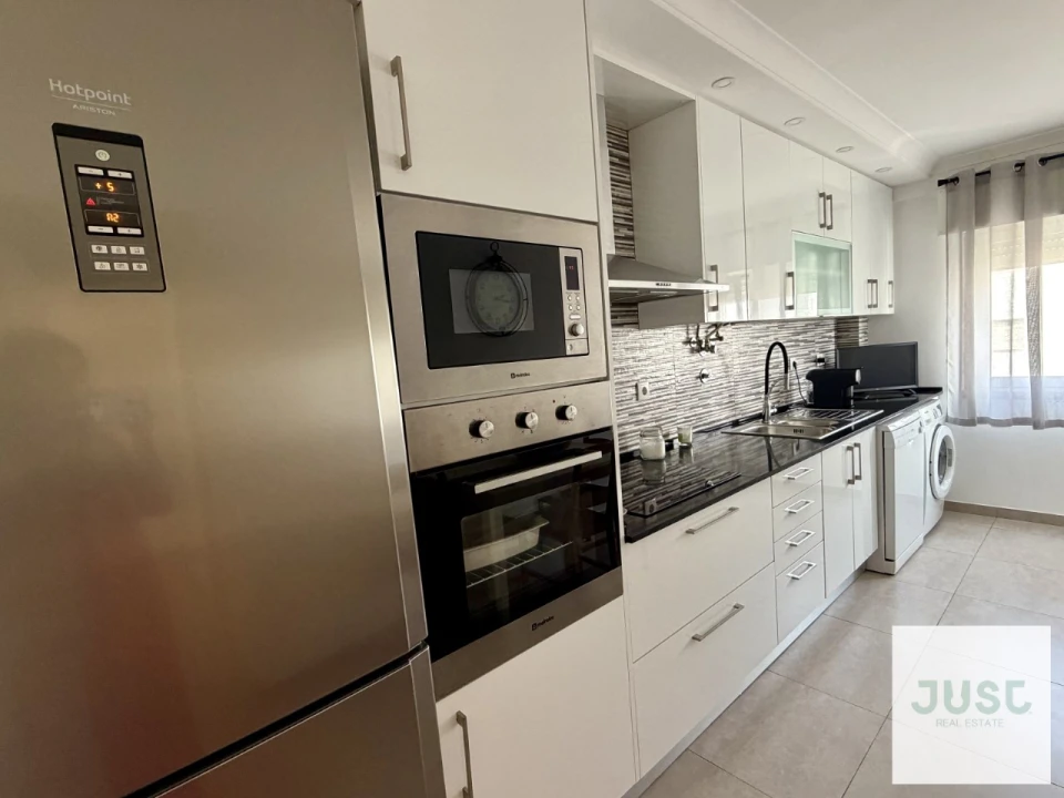 Apartamento T3 para Venda em Seixal, Arrentela e Aldeia de Paio Pires Foto 8