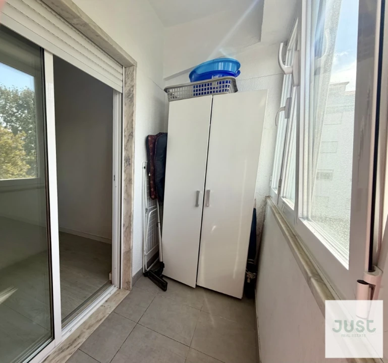 Apartamento T3 para Venda em Seixal, Arrentela e Aldeia de Paio Pires Foto 10