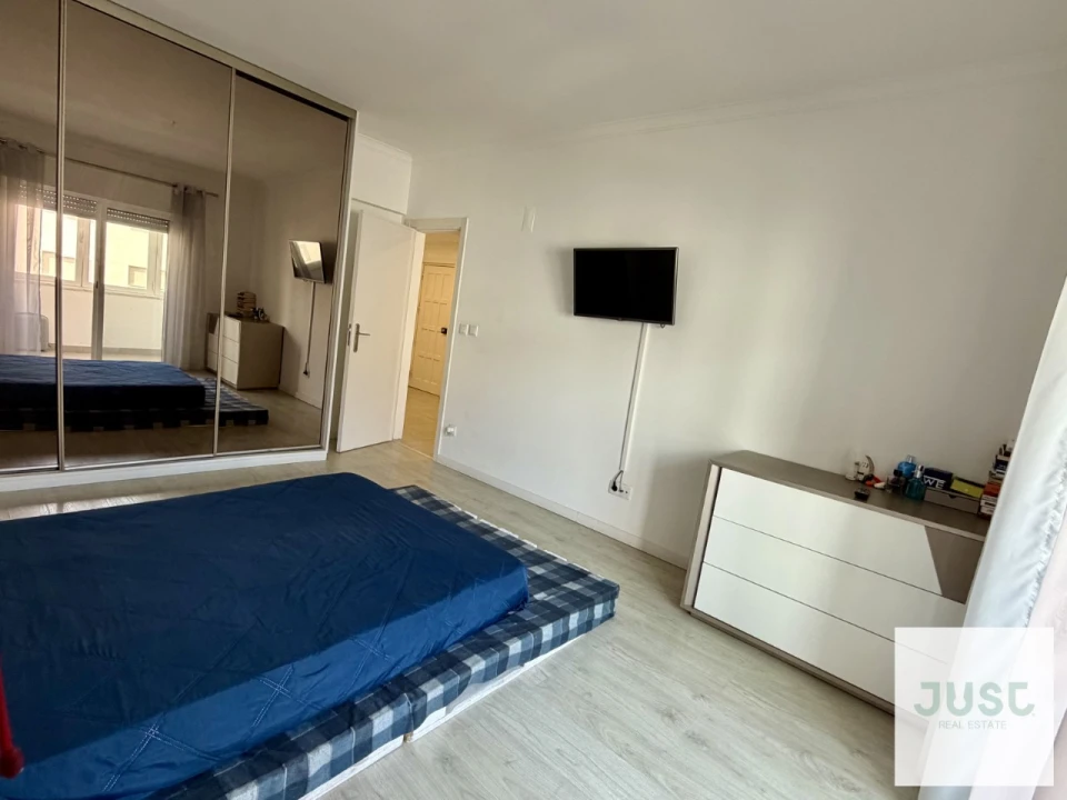 Apartamento T3 para Venda em Seixal, Arrentela e Aldeia de Paio Pires Foto 21