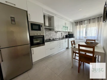 Apartamento T3 para Venda em Seixal, Arrentela e Aldeia de Paio Pires