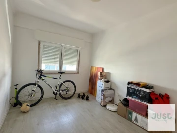 Apartamento T3 para Venda em Seixal, Arrentela e Aldeia de Paio Pires