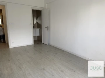 Apartamento T3 para Venda em Seixal, Arrentela e Aldeia de Paio Pires