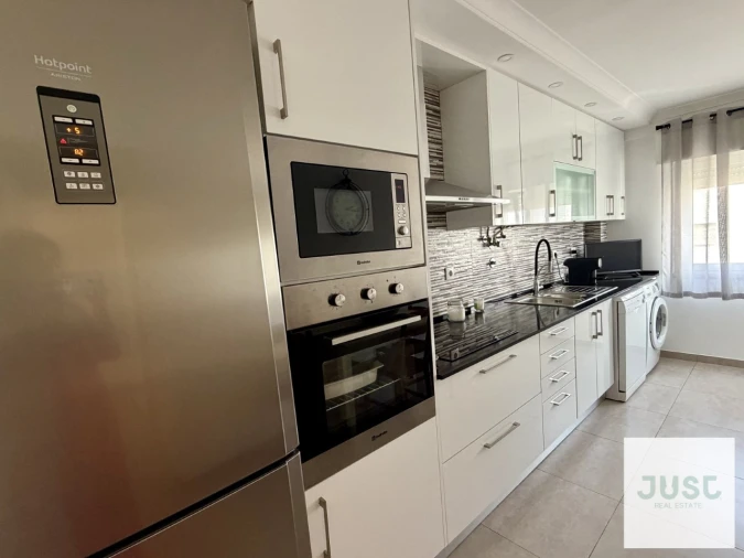 Apartamento T3 para Venda em Seixal, Arrentela e Aldeia de Paio Pires Foto 8