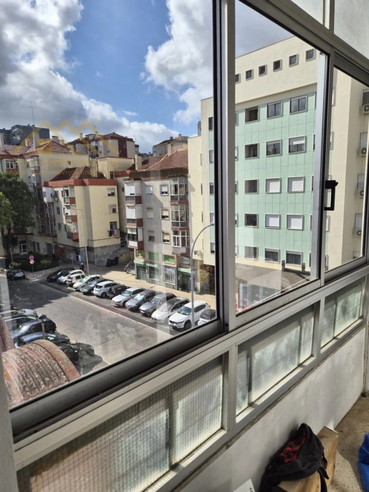 Apartamento T1 para Venda em Águas Livres Foto 8