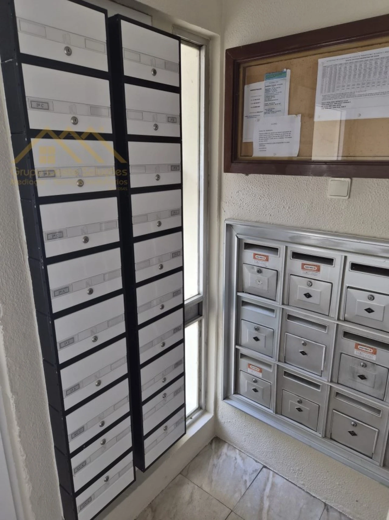 Apartamento T1 para Venda em Águas Livres Foto 16