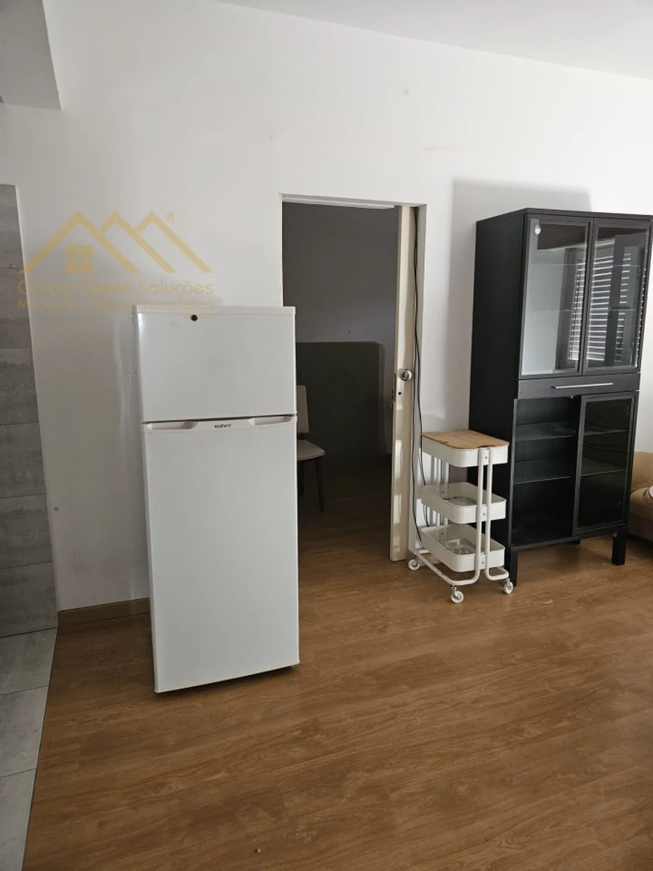 Apartamento T1 para Venda em Águas Livres Foto 11