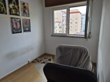 Apartamento T1 para Venda em Águas Livres