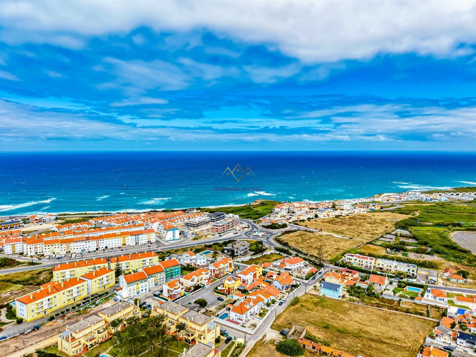 Moradia T3 para Venda em A dos Cunhados e Maceira Foto 7