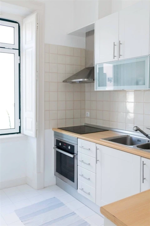 Apartamento T3 para Venda em Santa Maria e São Miguel, São Martinho, São Pedro Penaferrim