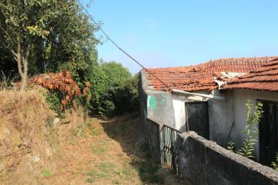 Moradia T3 para Venda em Lustosa e Barrosas (Santo Estêvão)