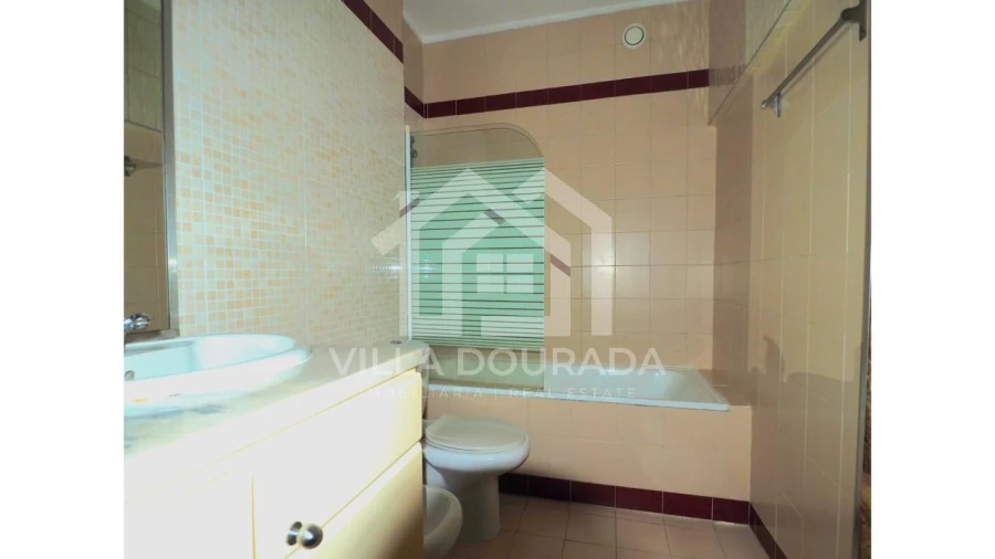 Apartamento T1 para Arrendamento em Mafamude e Vilar do Paraíso Foto 11