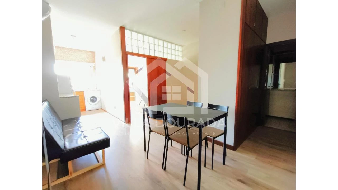 Apartamento T1 para Arrendamento em Mafamude e Vilar do Paraíso Foto 1