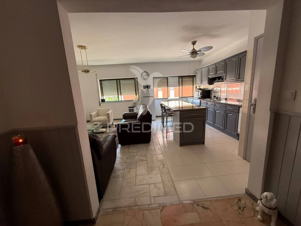 Apartamento T3 para Venda em Gaio-Rosário e Sarilhos Pequenos Foto 9
