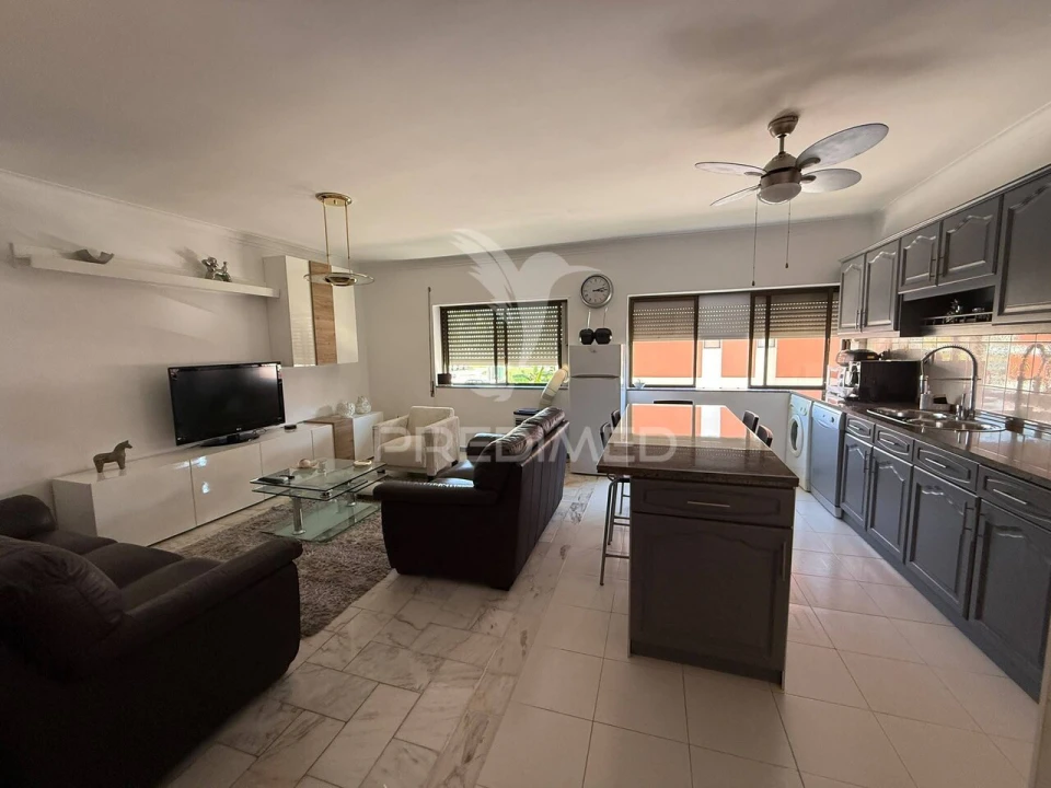 Apartamento T3 para Venda em Gaio-Rosário e Sarilhos Pequenos Foto 10