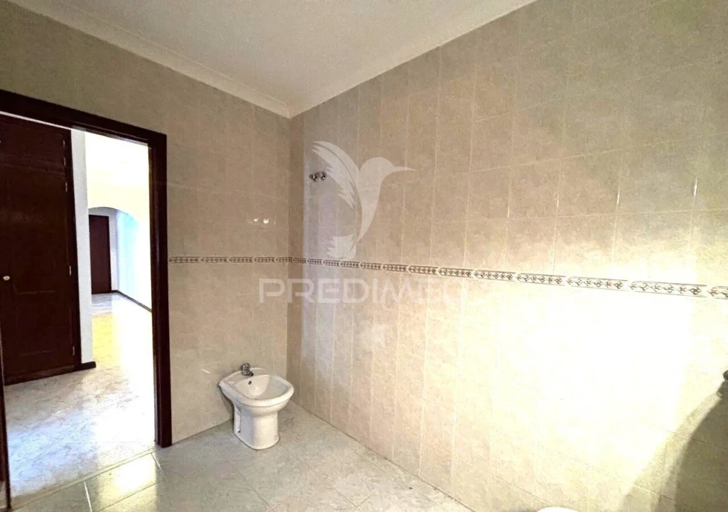 Apartamento T2 para Venda em Algueirão-Mem Martins Foto 11