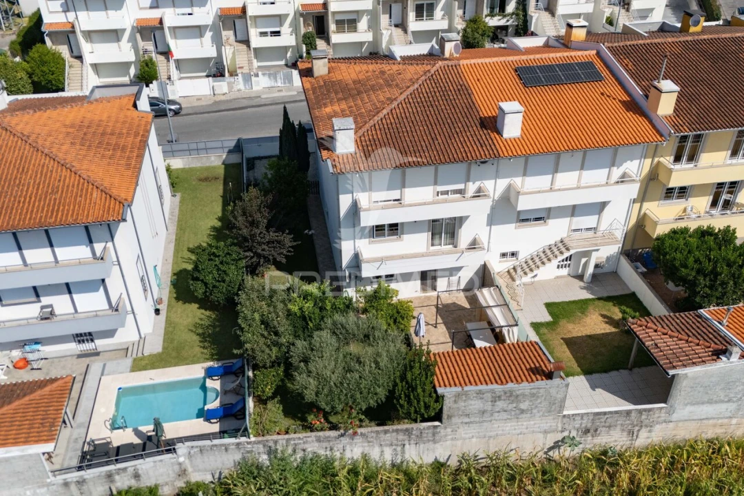 Moradia T3 para Venda em Amares e Figueiredo Foto 2