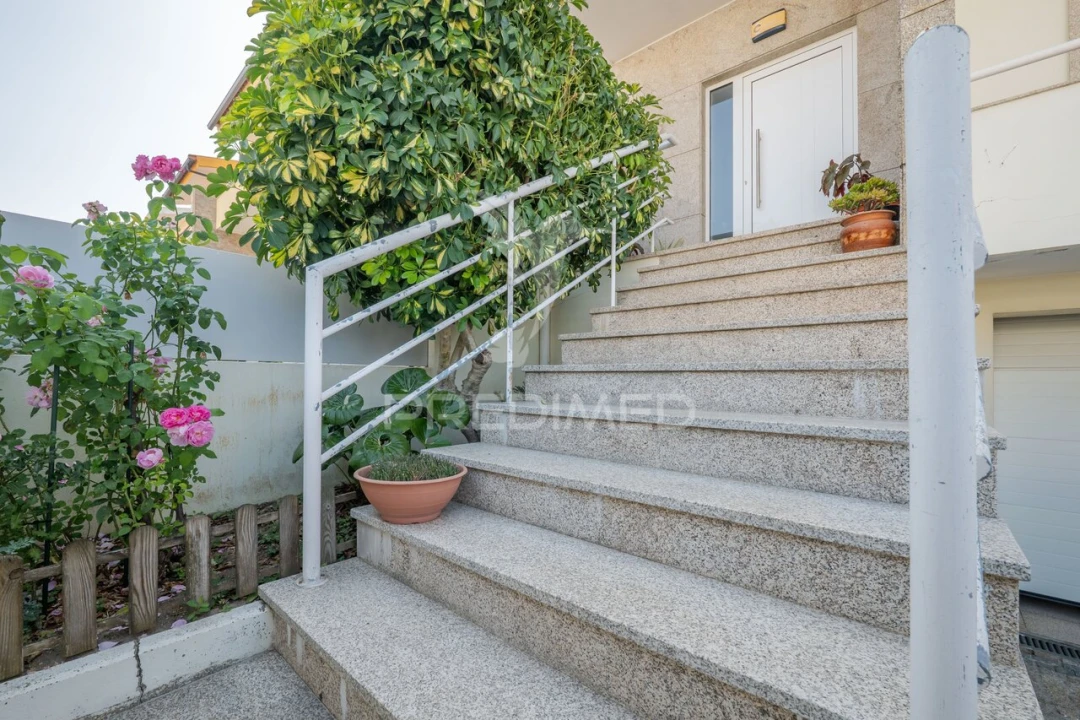 Moradia T3 para Venda em Amares e Figueiredo Foto 4