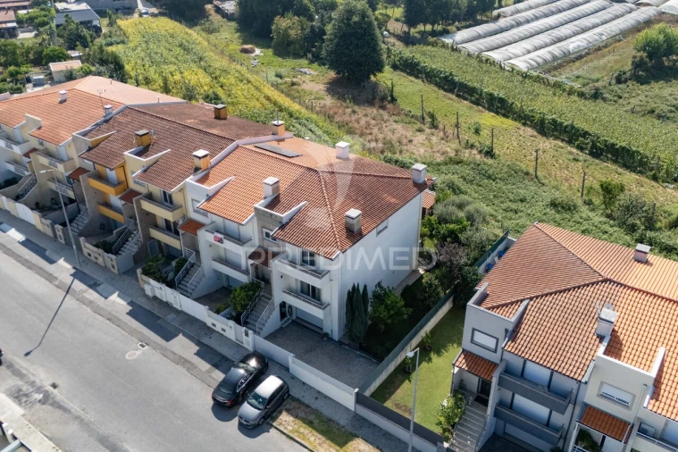 Moradia T3 para Venda em Amares e Figueiredo Foto 35