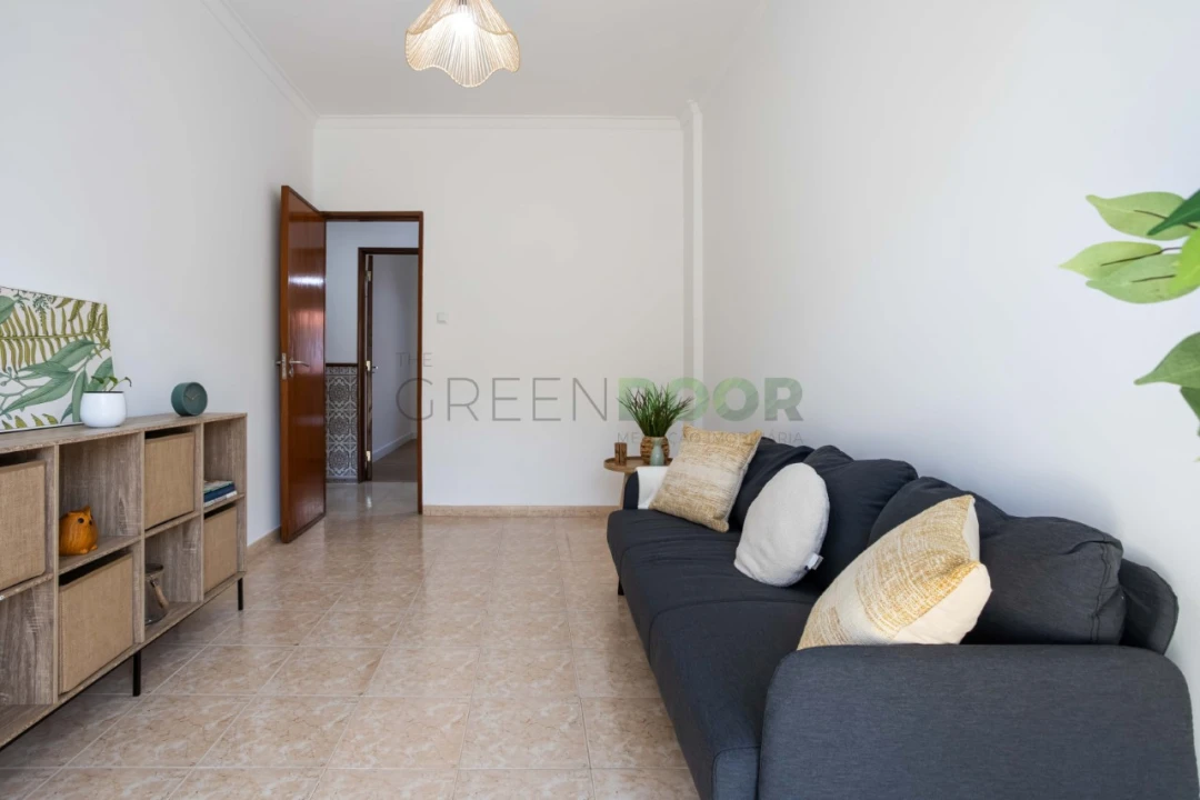 Apartamento T3 para Venda em Seixal, Arrentela e Aldeia de Paio Pires Foto 9