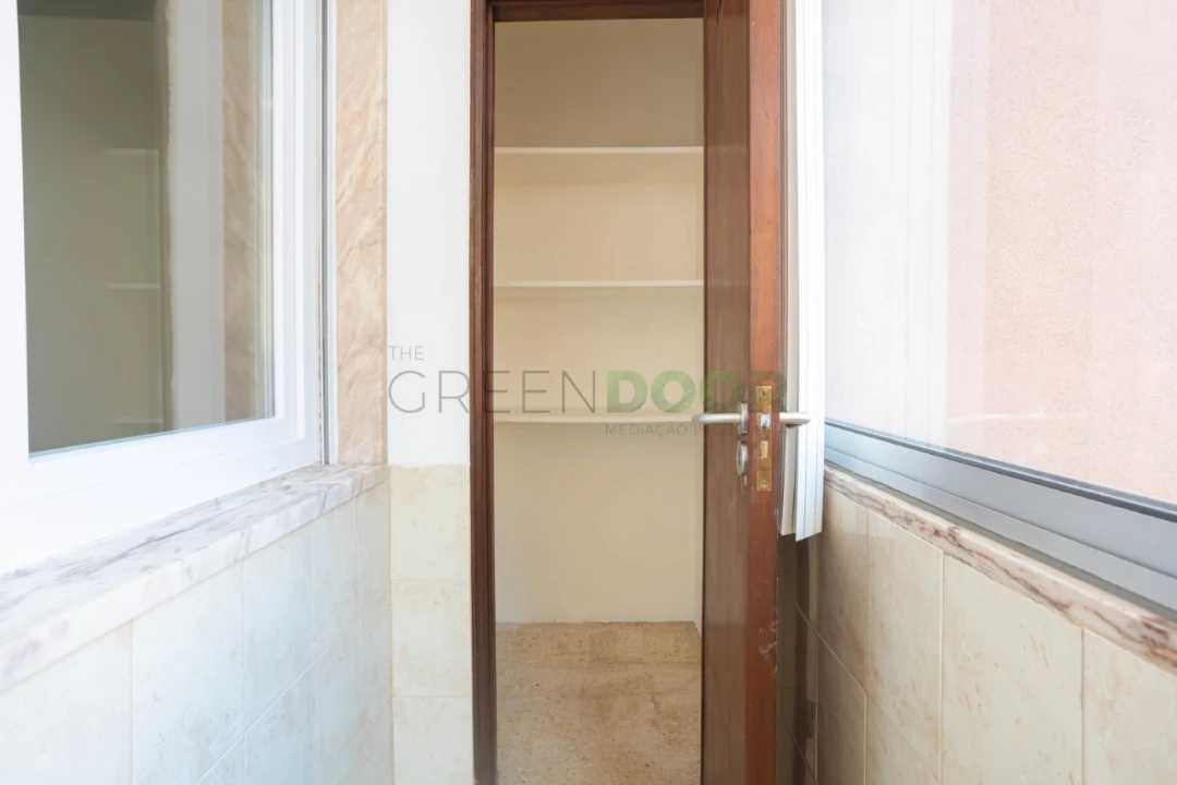 Apartamento T3 para Venda em Seixal, Arrentela e Aldeia de Paio Pires Foto 24