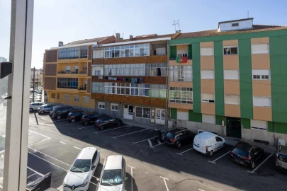 Apartamento T3 para Venda em Seixal, Arrentela e Aldeia de Paio Pires