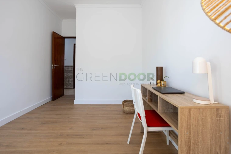 Apartamento T3 para Venda em Seixal, Arrentela e Aldeia de Paio Pires Foto 15