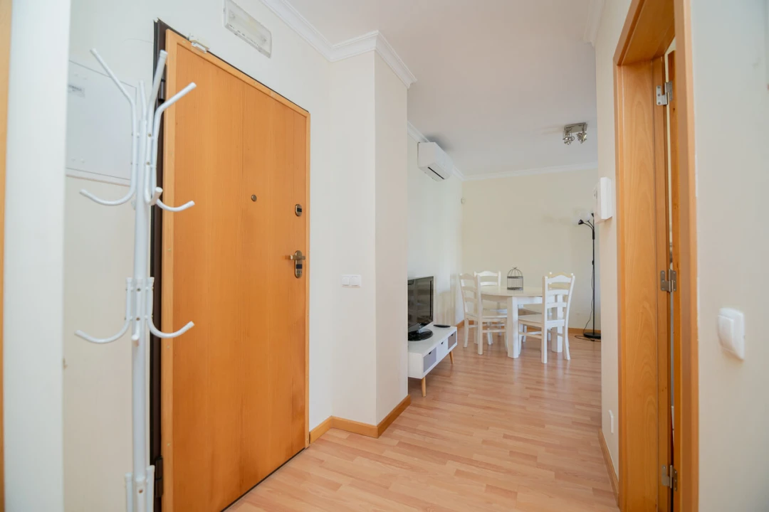 Apartamento T1 para Venda em Portimão Foto 6